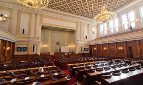 След 3 месеца партиите май се разбраха за шефовете на комисии - 1