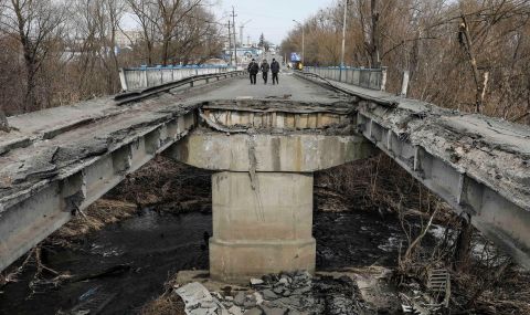 Най-малко 35 души са убити при руската атака срещу украинска военна база - 1