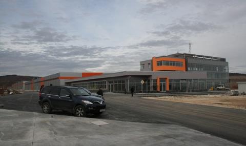 Немски автомобилен инвеститор започва производство в Ловеч - 1