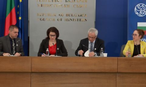 Калина Константинова: До момента у нас са влезли 69 735 бежанци от Украйна - 1