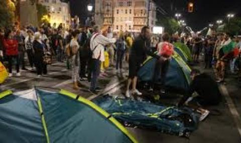 Полиция премахна палатковите лагери на Орлов мост и Ректората - 1