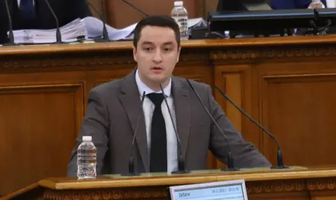 Явор Божанков: Радев е основната стратегическа заплаха за България