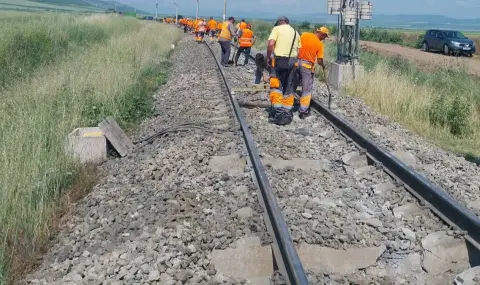 Караджов разпореди извънредна проверка на ИАЖА заради инцидента между Коньово и Кермен - 1