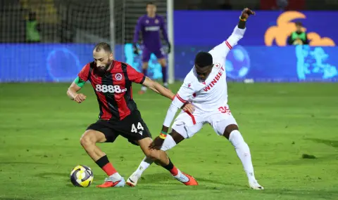 Локомотив София продължава стабилното си представяне, не се даде на ЦСКА  - 1