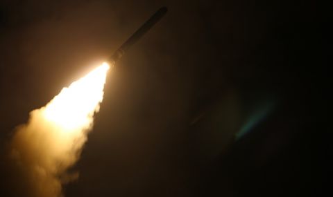 Военна мощ! Япония купува 400 ракети "Томахоук" от САЩ - 1