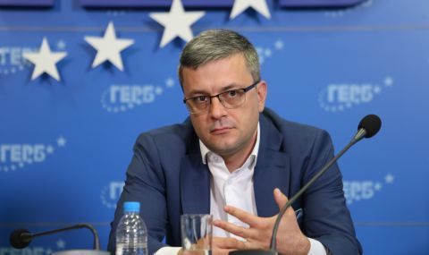 Биков: Рашков е дървен комунист, пиар на служебното правителство - 1