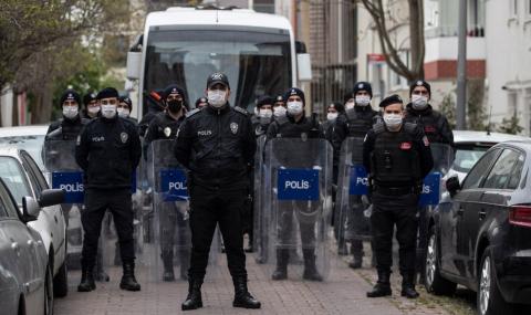 Прокюрдски кметове са арестувани в Турция - 1