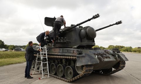 Германия и САЩ ще прехвърлят 45 противовъздушни системи Gepard в Украйна - 1