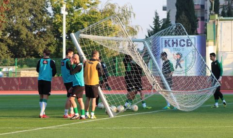 Младите "лъвчета" размазаха Албания на футбол - 1