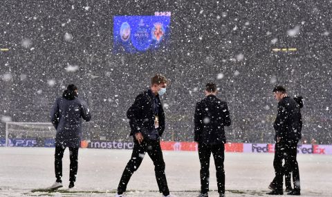 Тежък сняг отложи мач от Шампионската лига - 1