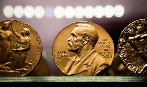 Ще се политизират ли тази година Нобеловите награди за мир и литература  - 1