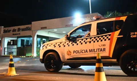 11 загинали при катастрофа между автобус и камион в Бразилия - 1