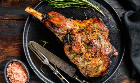 Рецепта на деня: Агнешки бут за Великден - 1