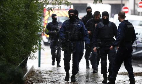Във Франция се провежда мащабна операция срещу ислямисти - 1