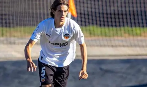 ПСЖ отмъква талант на Валенсия - 1