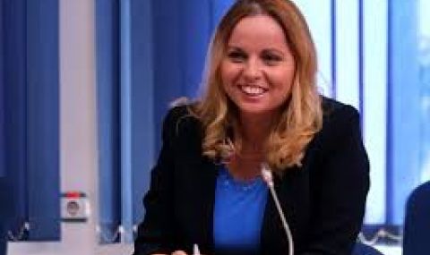 Д-р Пламена Заячка: Парламентът с най-ниското доверие преименува 24 май - 1