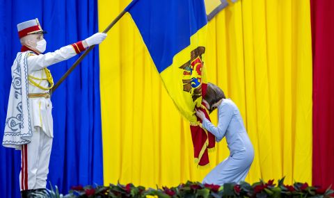 Мая Санду положи клетва като президент на Молдова - 1