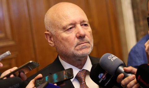 Тодор Тагарев: Русия ни провокира в Черно море, ще обмислим с нашите съюзници как да отговорим - 1
