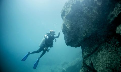 Откриха „подводен Стоунхендж“ на близо 5500 г. в езеро - 1