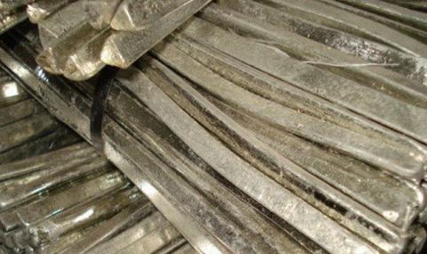 Работник изнесъл 1400 кг олово от цех в Търговище - 1