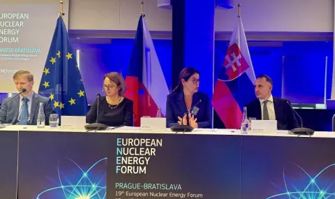 Bulgaria and Slovakia discuss new nuclear power plants and gas - 1