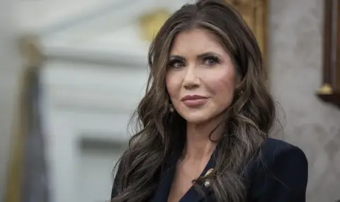 "Самодепортация" срещу 1000 долара - новата идея на Тръмп - 1