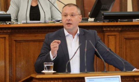 Станишев: Парламентът работи в интерес на гражданите - 1