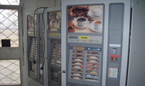 Разбиха кафе-автомати в Разград - 1