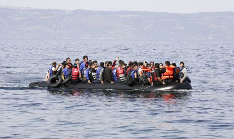 Турция е спасила над 50 мигранти в Егейско море, пратени от Гърция - 1