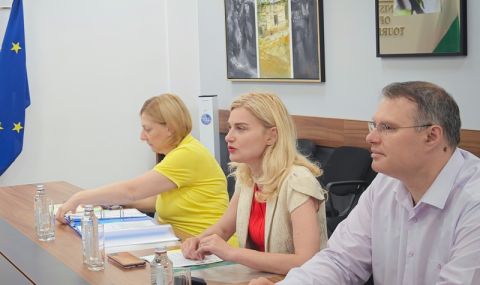 Министър Зарица Динкова събра туристическите аташета на разговор за външните  пазари - 1