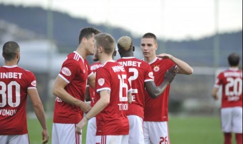 ЦСКА продължава със силните игри в контролите - 1