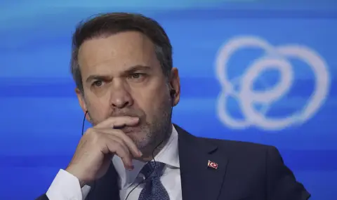 Turkey urges energy infrastructure to stay out of war  - 1