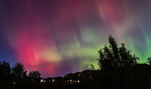 Северно сияние се появи в небето над Румъния след силната магнитна буря (ВИДЕО) - 1