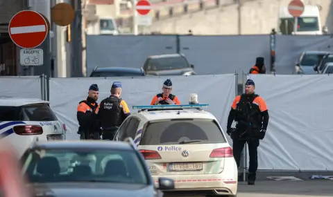 Експлозия пред синагога в белгийския град Лиеж - 1