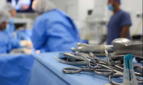Хирурзи се сбиха по време на операция (ВИДЕО) - 1