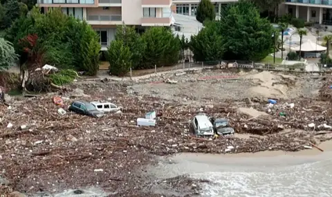 Отмениха бедственото положение в „Елените“ - 1