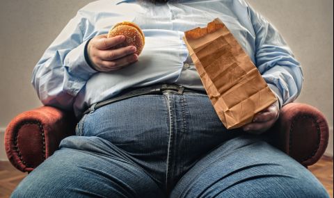 Мъж отслабнал с над 100 кг, след като се хранел с 12 сандвича на ден - 1