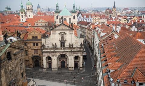 Чехия покрива 80% от заплатите - 1