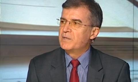 Един от "бащите" на Конституцията: Партия с 51% от парламента може набързо да овладее цялата държава - 1