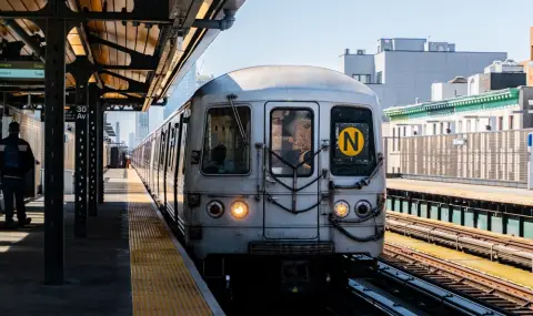 От градската жп линия до морското дъно: Неочакваната съдба на старите вагони - 1