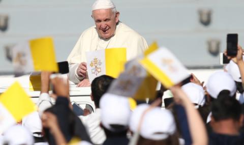Папа Франциск е готов да помогне на Венецуела - 1