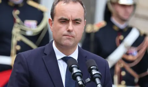 Френският премиер представи новия кабинет - 1