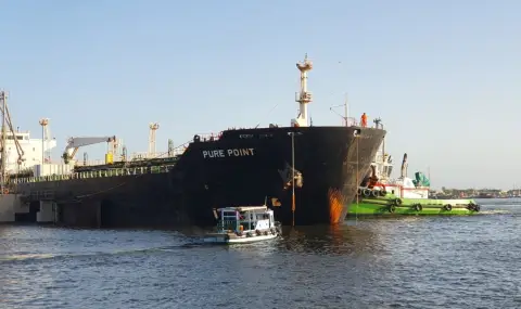Украйна атакува два руски петролни танкера, Русия съобщи за удари с дронове - 1