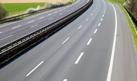 Германците искат ограничение на скоростта по магистралите, но новите властимащи го смятат за ненужно  - 1
