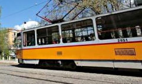 Почина прегазената от трамвай в София - 1