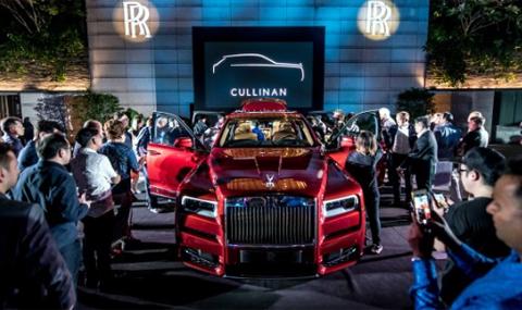 За първи път Rolls-Royce на салона в София - 1