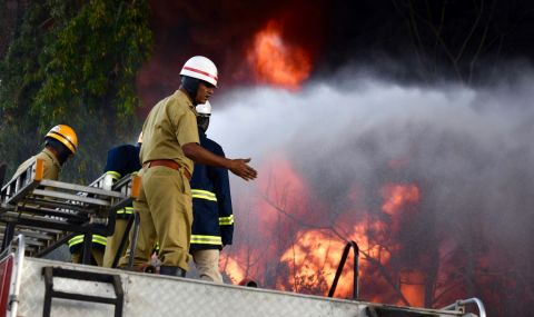 Индия: Пожар в химическа фабрика уби най-малко 6 души - 1