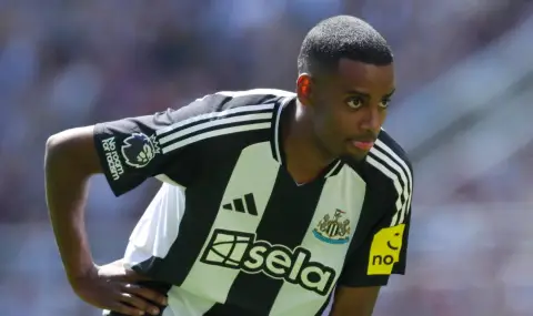 Ливърпул официално счупи рекорда и представи Александър Исак - 1