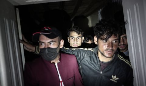 Турската жандармерия спря над 100 нелегални мигранти, тръгнали към България - 1