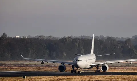 Belgium sends a military plane to evacuate its citizens from Lebanon  - 1